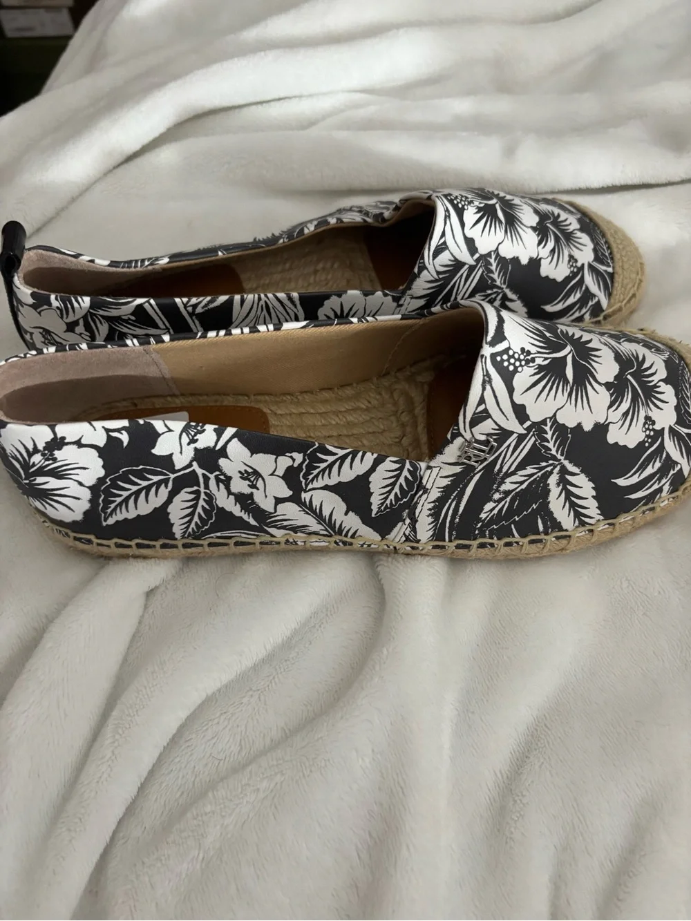 Lauren Ralph Lauren Black & White Floral Espadrille Flats